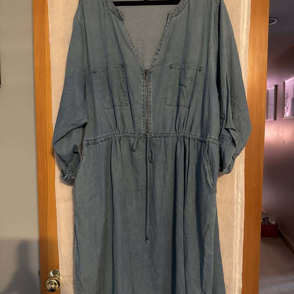 Torrid Chambray Split Neck Zip Front Mini Shirt D… - image 2